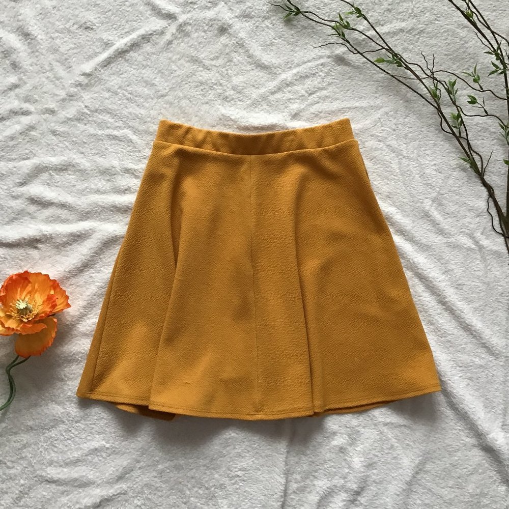 Eclipse Yellow Skater Skirt